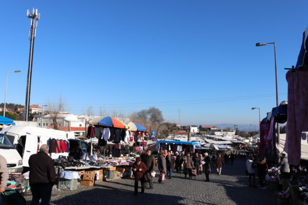 Feira dos Carvalhos